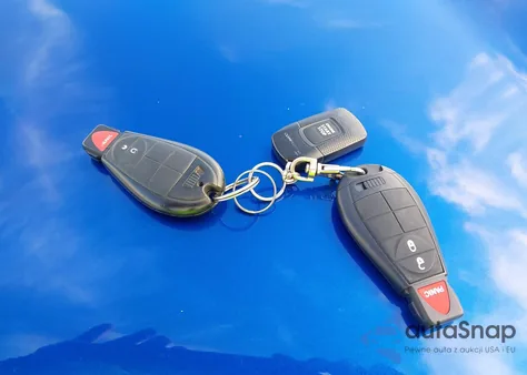 2016 Ram 1500 Express z USA, uszkodzony, nr VIN 1C6RR6FT0GS189501